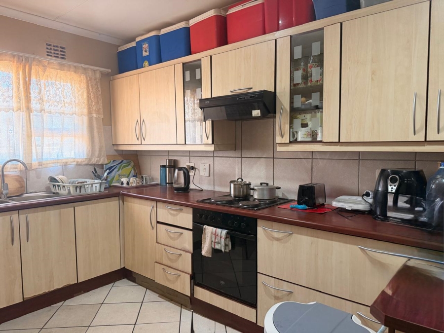 4 Bedroom Property for Sale in Cambridge Eastern Cape